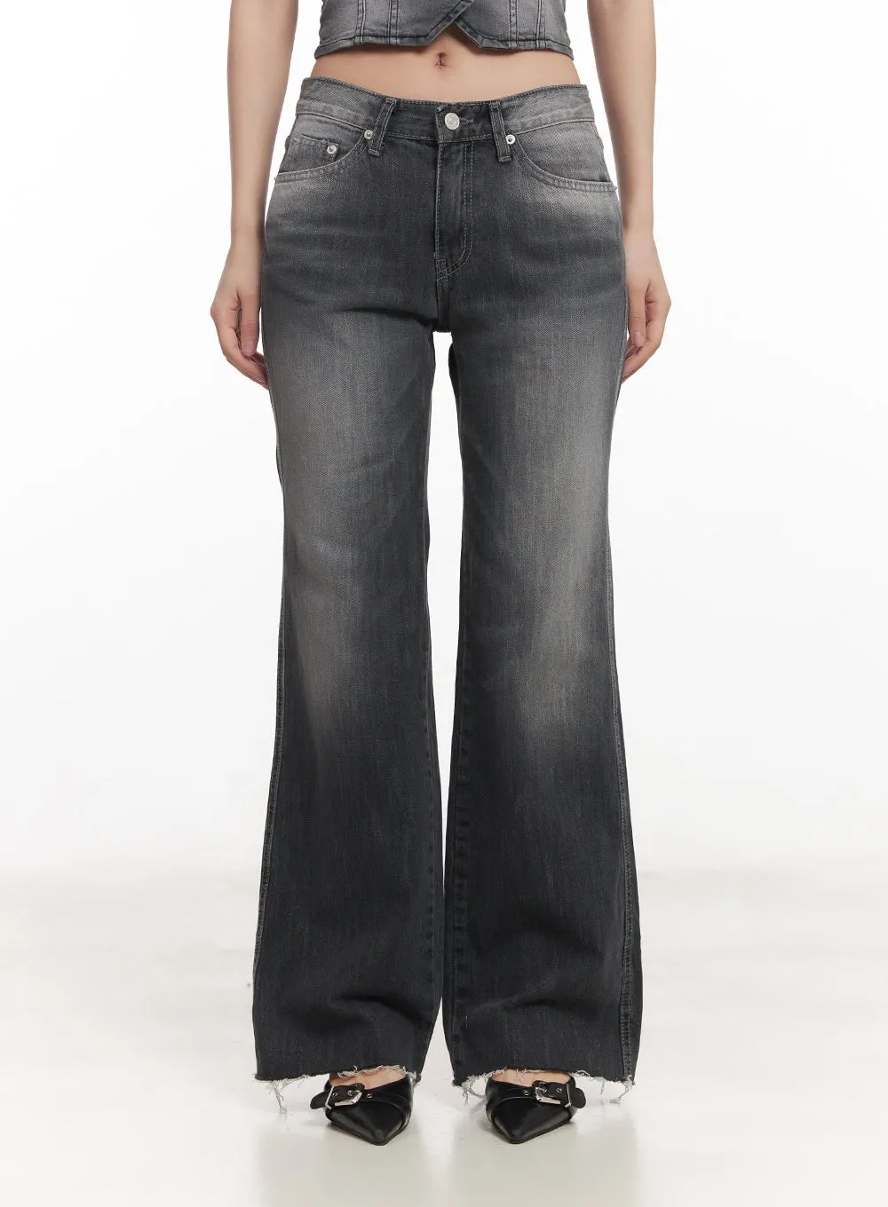 Angela Slim-Fit Flared Jeans CA518