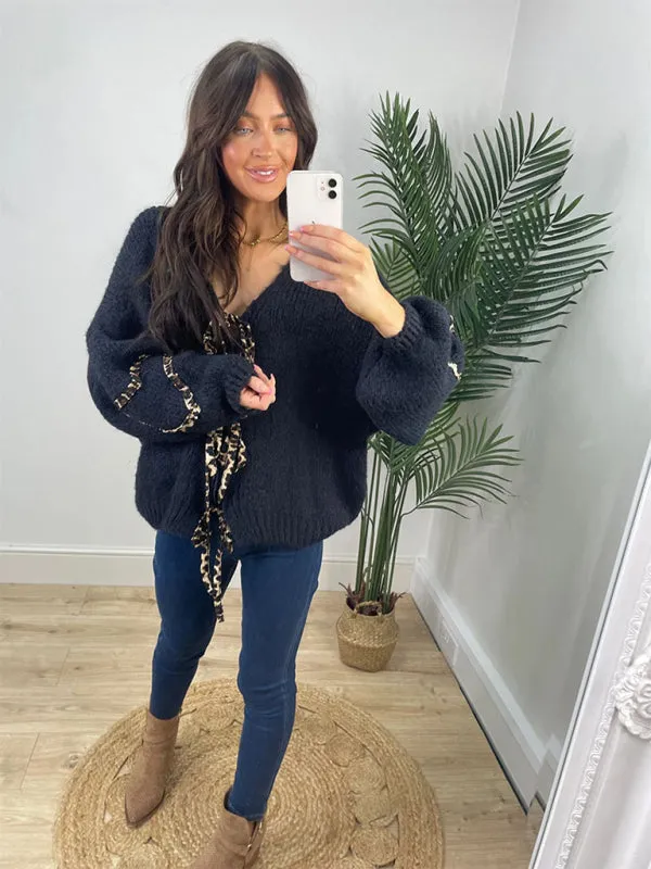 Casual Animal Detail Cardigan for Stylish Comfort