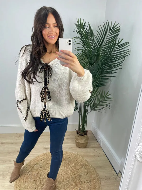 Casual Animal Detail Cardigan for Stylish Comfort