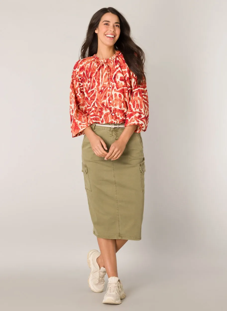 Fay - Feminine Blouse with a round neckline