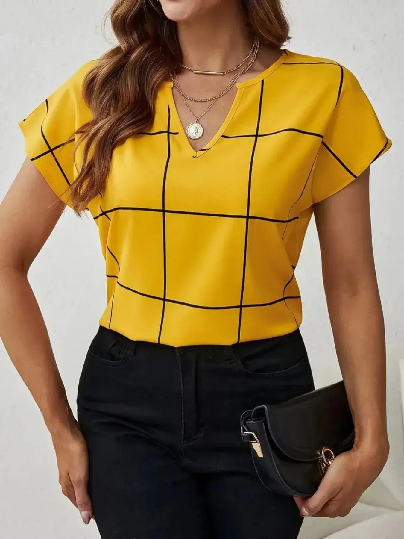 Lenora - Versatile Plaid V-Neck Shirt for Women
