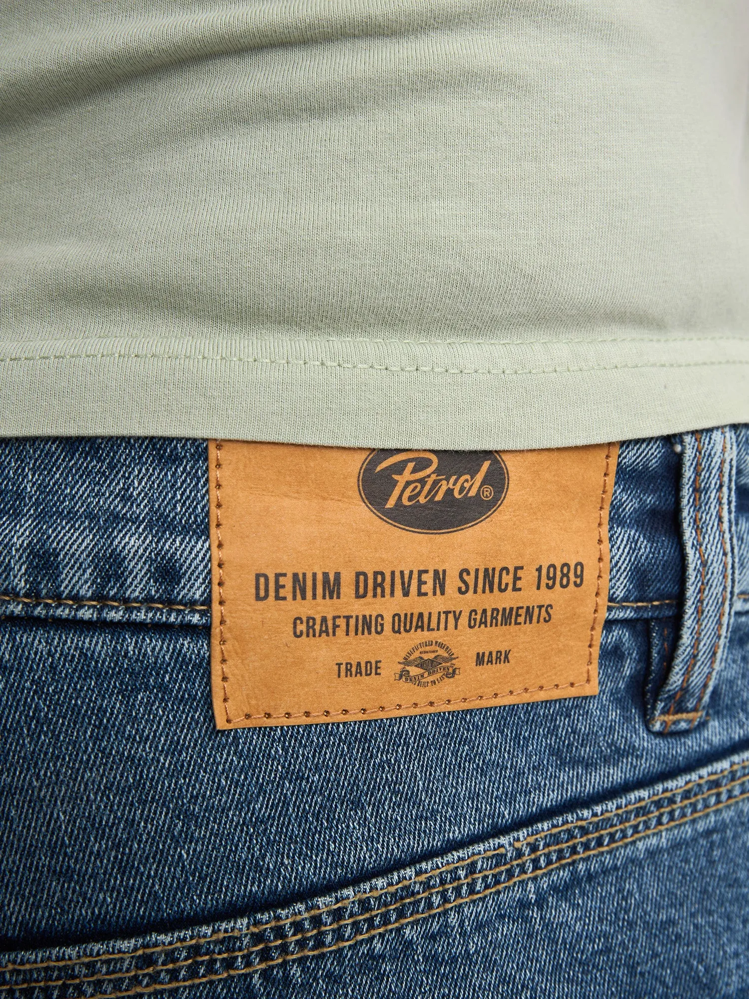 Lewis Loose Fit Jeans Reefview