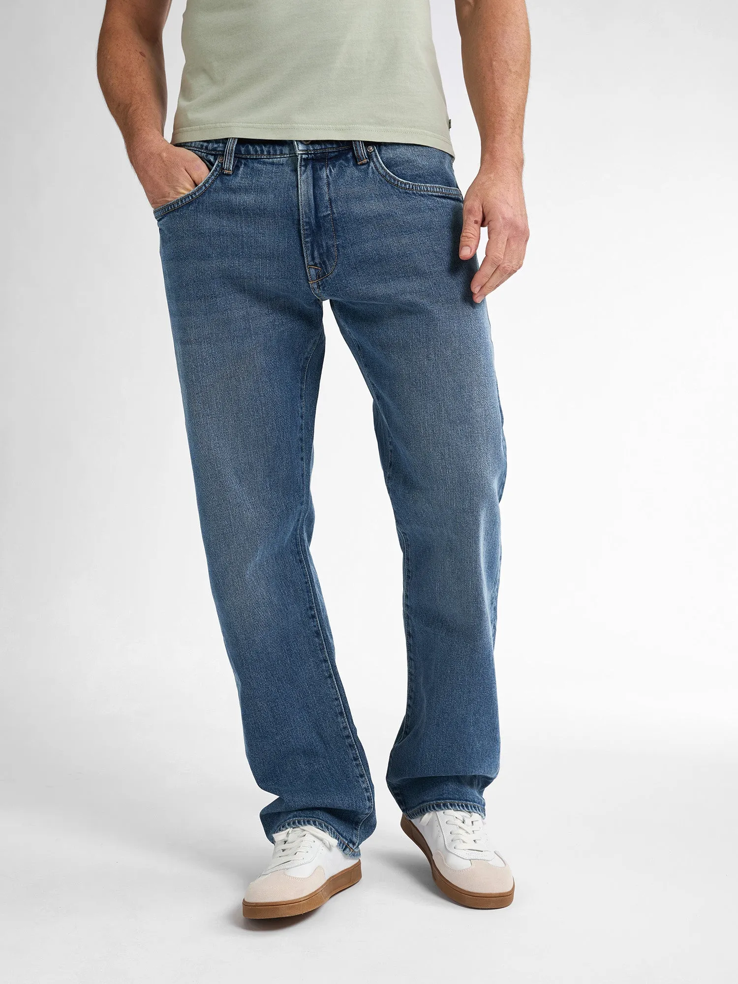 Lewis Loose Fit Jeans Reefview
