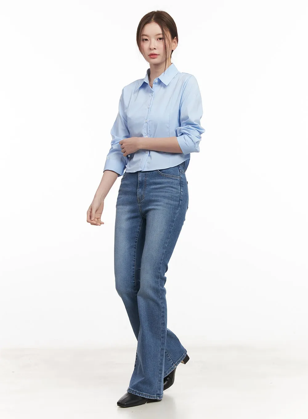 Paulina Slim-Fit Bootcut Jeans CM511