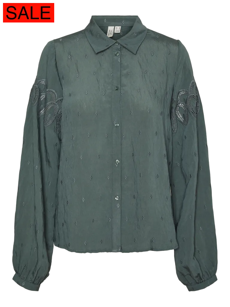 VMRACHEL L/S EMB. SHIRT WVN BTQ GA